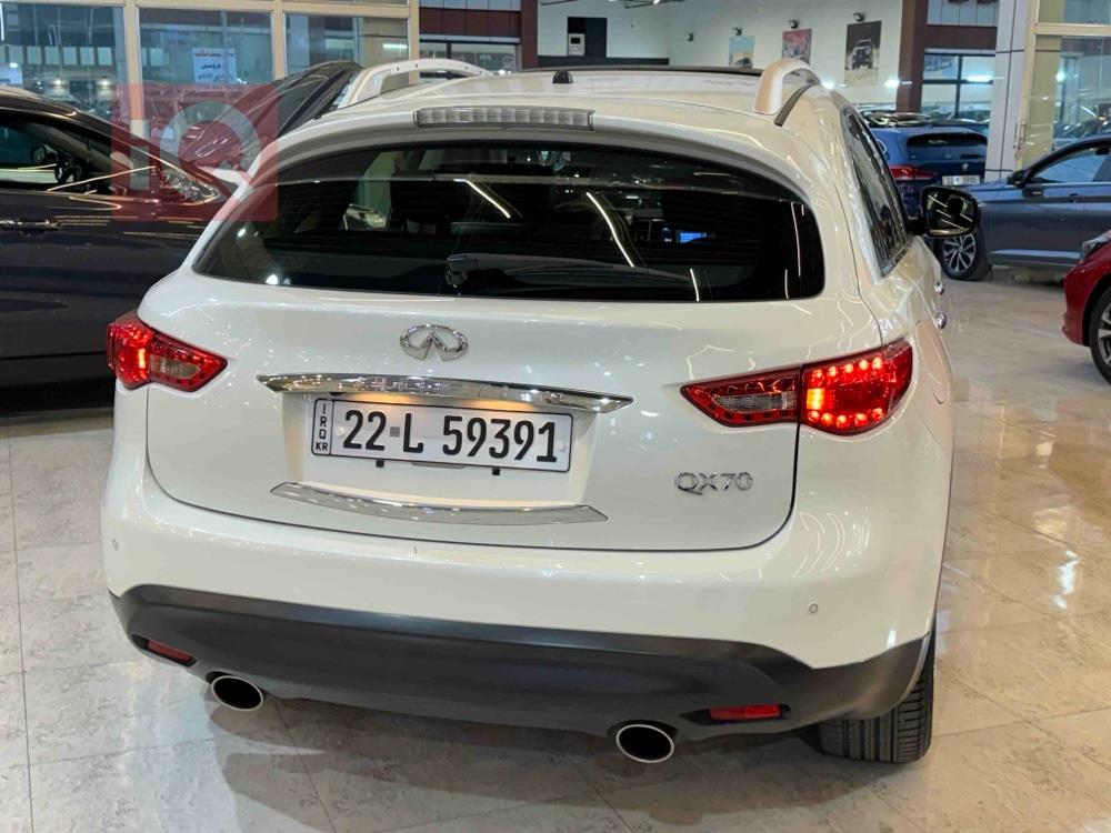 ئینفینیتی QX70